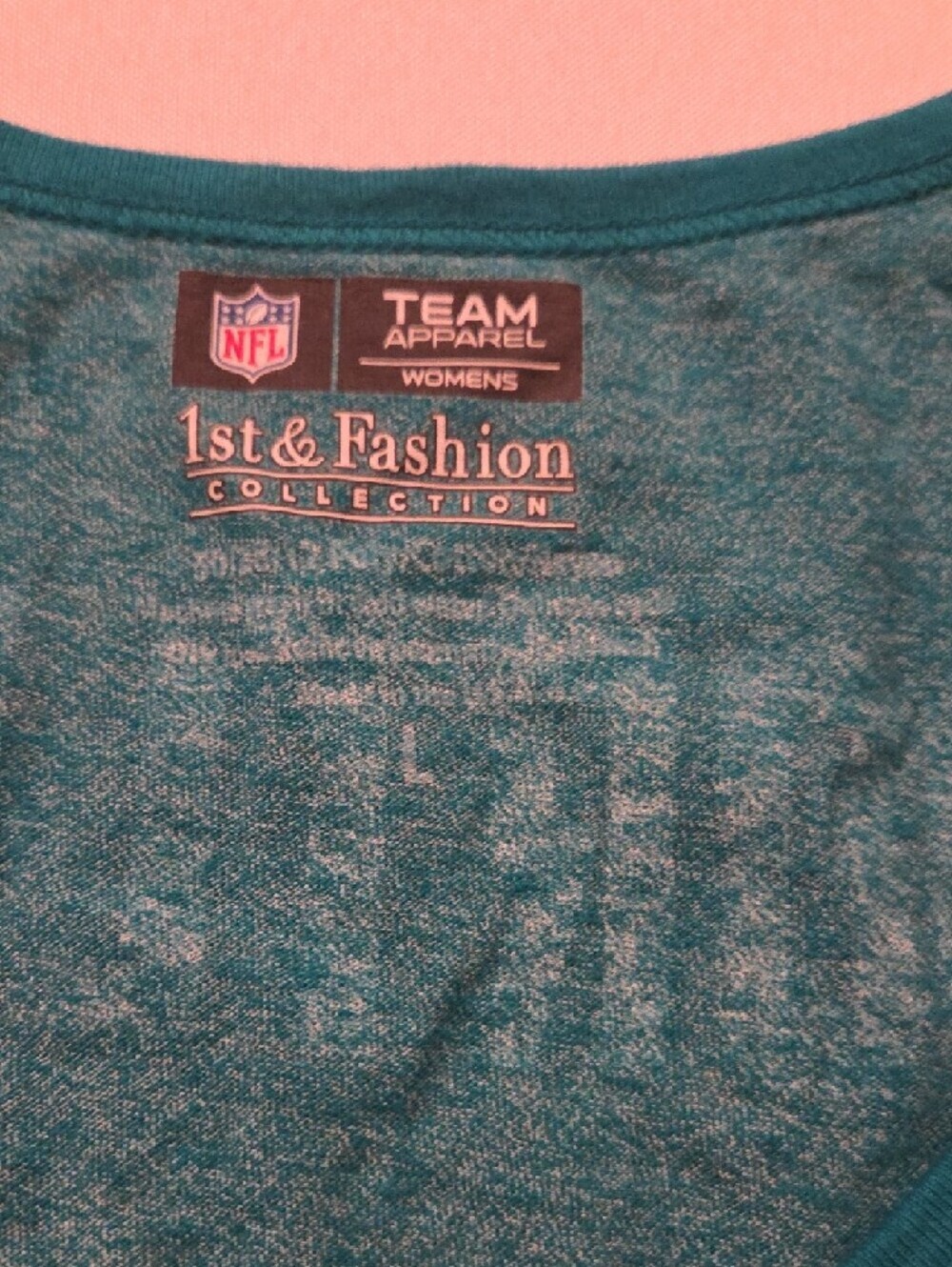 NFL Teal Muscle Tank with Jaguar Head Graphic - Picture 2 of 6